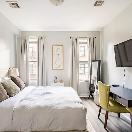 Modern West Hoboken 1- Bed 15 Minute Commute To Nyc Apartment